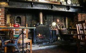 Ye Olde Smugglers Inne